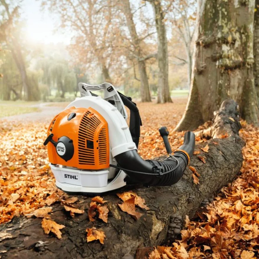 STIHL BR 700 Petrol Backpack Leaf Blower 2 STIHL BR 700 Petrol Backpack Leaf Blower