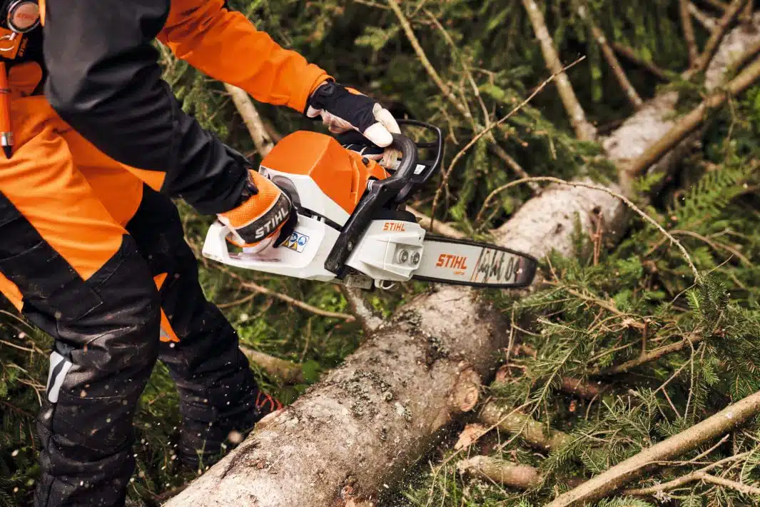 STIHL MS 400.1 C-M Professional Petrol Chainsaw 2 Stihl MS400.1 C-M Chainsaw