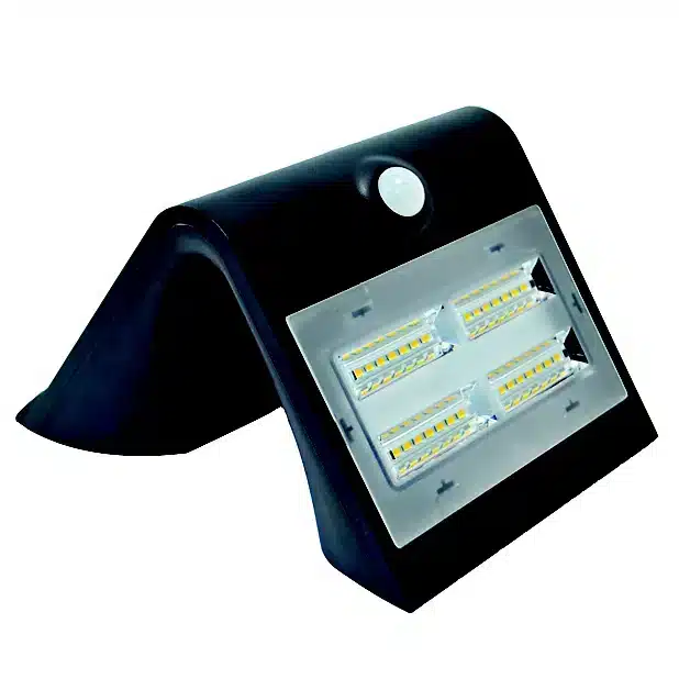 Luceco Black Solar-powered Cool white LED Floodlight 1 Luceco Black Solar-powered Cool white LED Floodlight