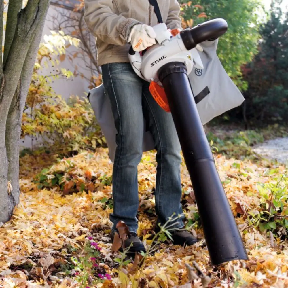 STIHL SH 56 Petrol Leaf Blower and Vacuum Shredder 2 STIHL SH 56 Petrol Leaf Blower and Vacuum Shredder