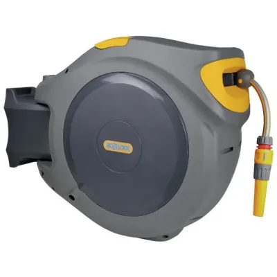 Hozelock Auto Reel 40m + FREE Multi Spray Plus - Masseys