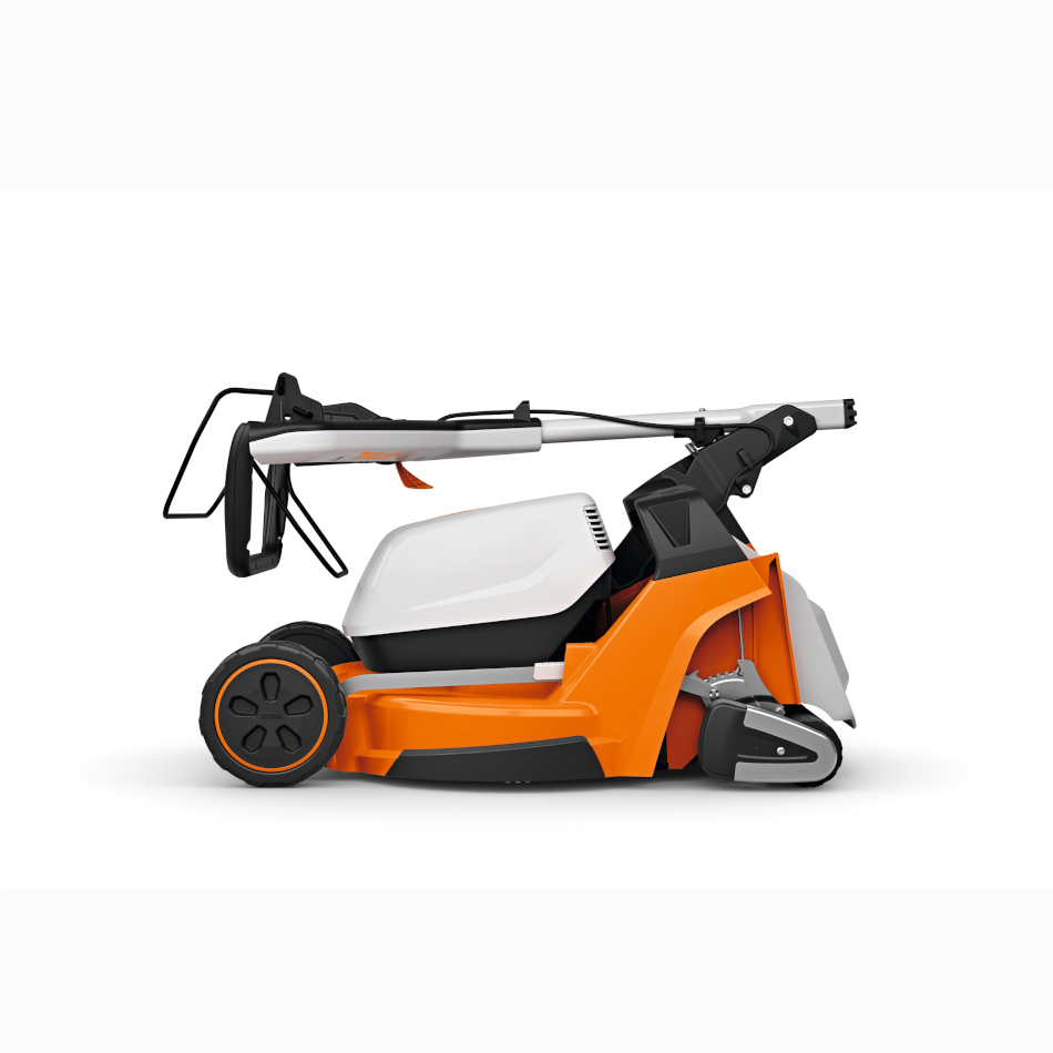 STIHL RMA 448 RV Cordless Lawn Mower - Rear Roller 2 STIHL RMA 448 RV Cordless Lawn Mower