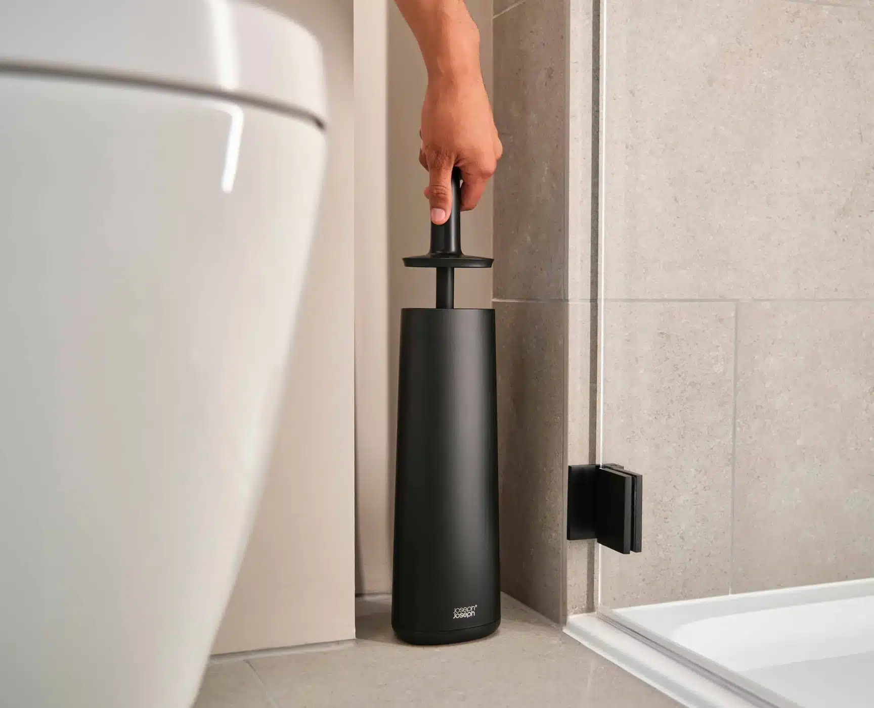 Joseph Joseph Flex™ 360 Matt Black Toilet Brush 1 Joseph Joseph Flex™ 360 Matt Black Toilet Brush