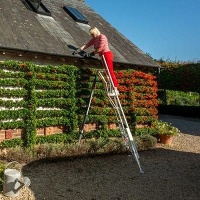 Henchman Tripod Ladder 3 Adjustable Legs 8ft (2.4m) - HMT240.3