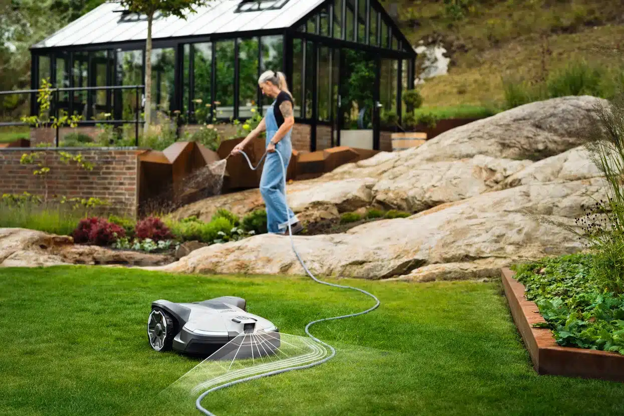 Husqvarna Automower 430V NERA GPS Robotic Lawn Mower 3 Husqvarna Automower 430V NERA in garden