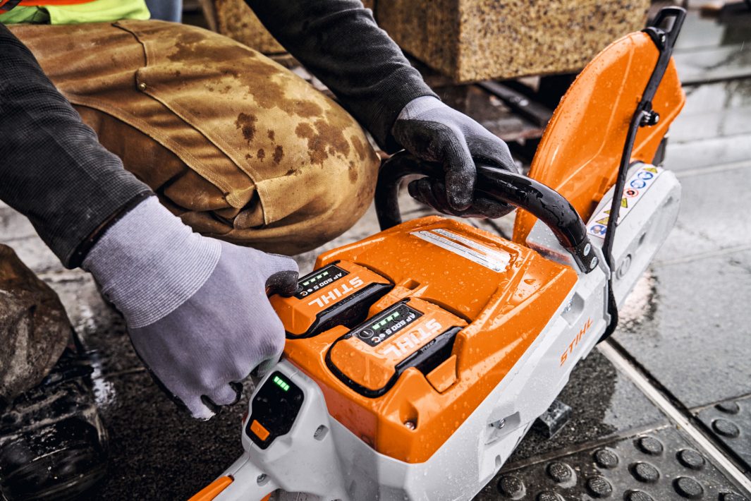 STIHL TSA 500 Cordless Cut-Off Machine - 350mm / 14" 4 STIHL TSA 500 Cordless Cut-Off Machine - 14" / 350mm